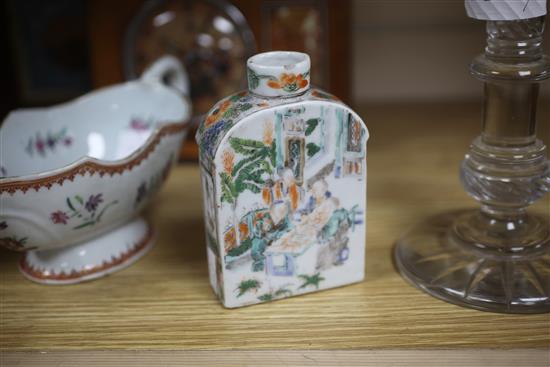 A Chinese export sauce tureen and a tea caddy